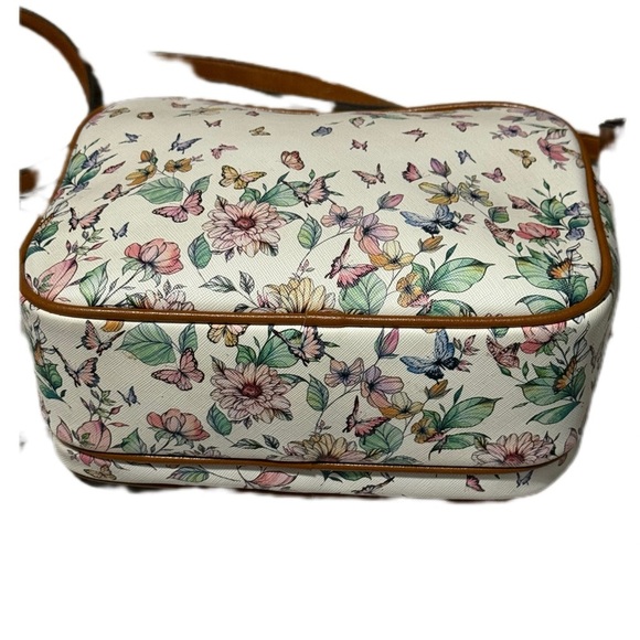 Floral Print Crossbody Bag - Picture 3 of 7